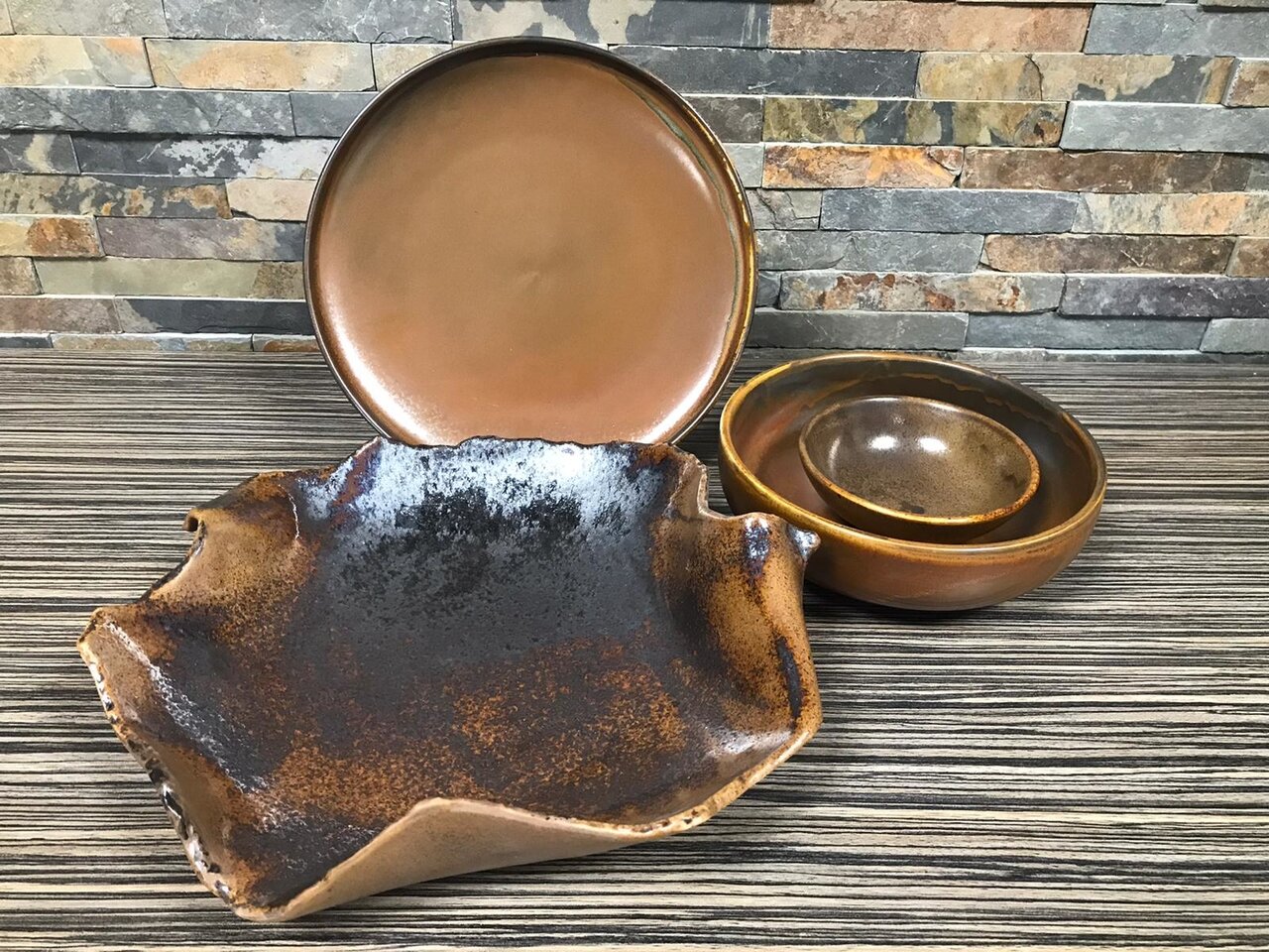 Bord 26 cm Escura Dark Brown