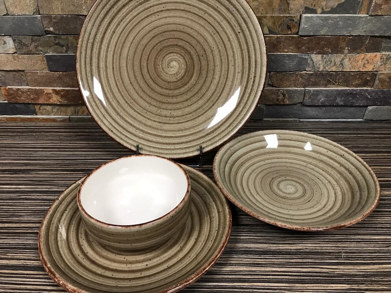 Gural Ent Plat bord Terra 27 cm