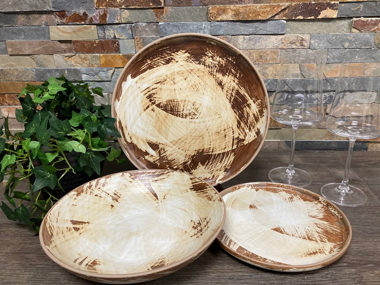 Schaaltje 8 cm brown Brush