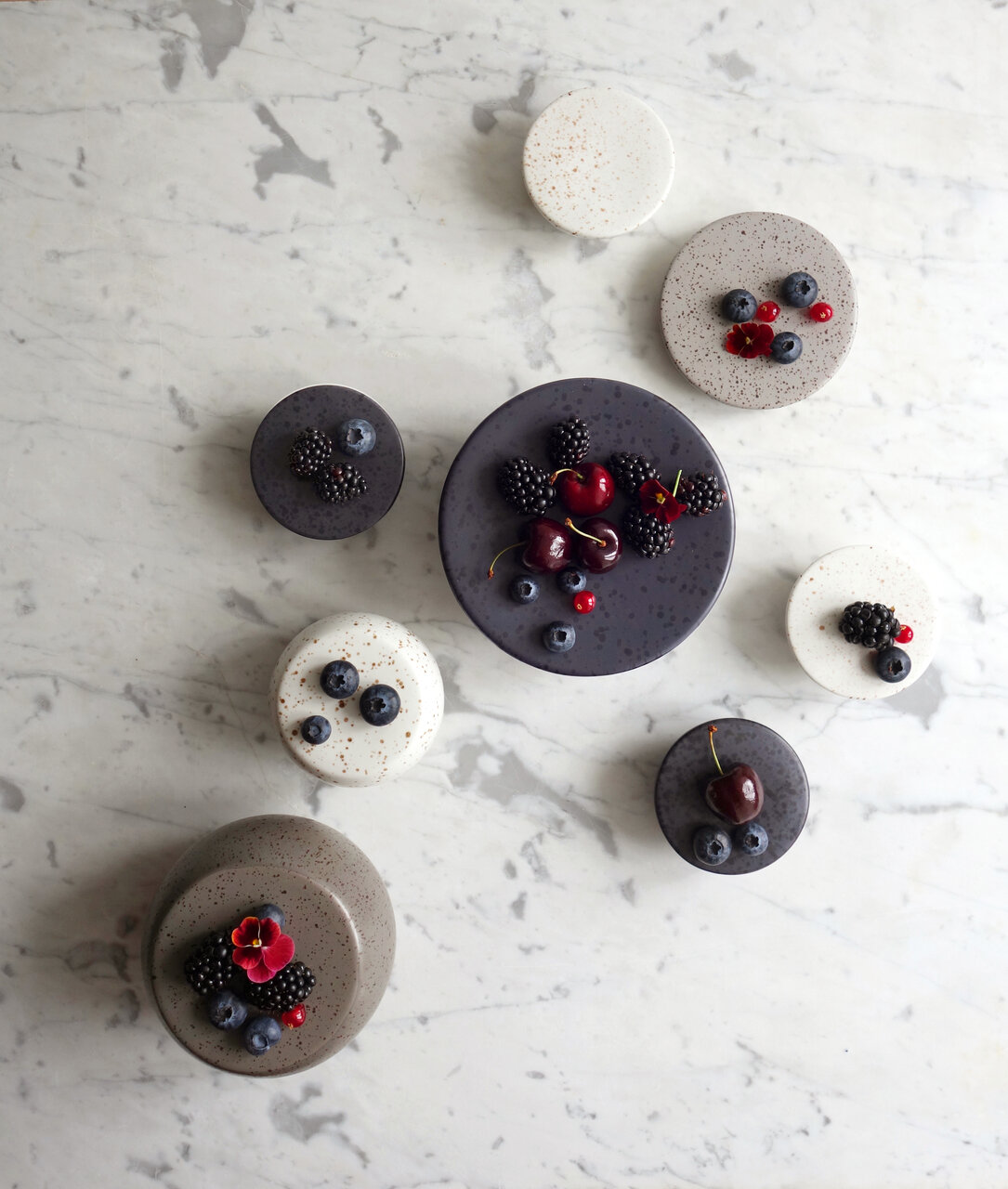 ShApes diep bord zwart 18 x 5 cm