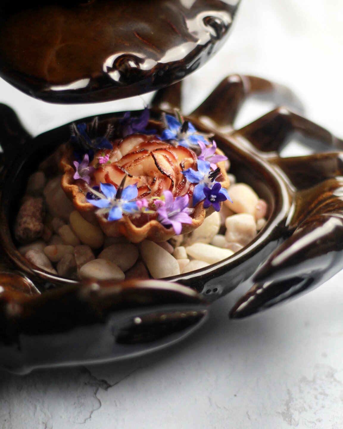 Krab bord met deksel 26 cm Raw by RBC