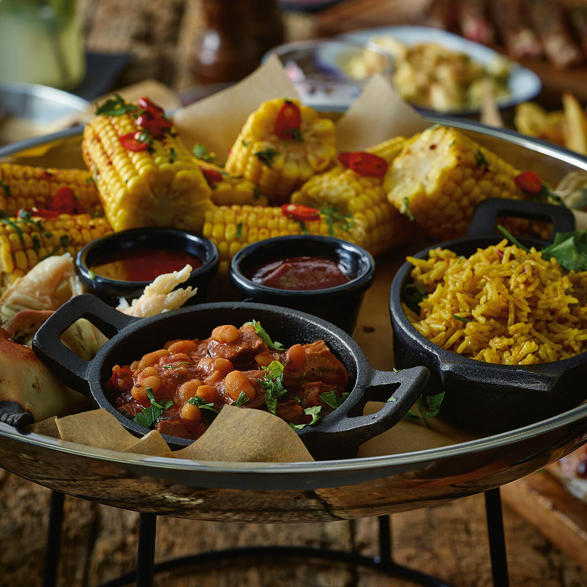 Gietijzer pannetje rond 11 cm met handvatten