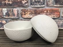 Ronde kom met deksel 15,8 cm Vulcano wit Raw by Kevala