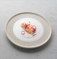 Bord 28 cm Vulcano wit Raw by Kevala