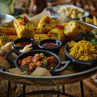 Gietijzer pannetje rond 11 cm met handvatten