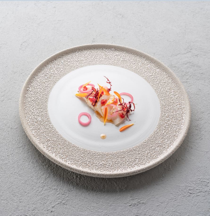 Bord 28 cm Vulcano wit Raw by Kevala