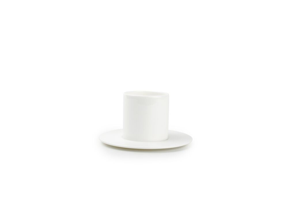 Kop zonder oor en schotel rond Yong Verso